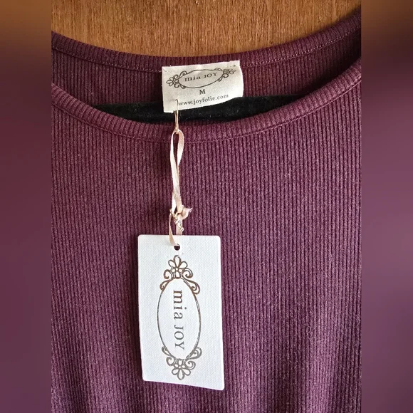 Joyfolie Dress - Picture 2 of 2